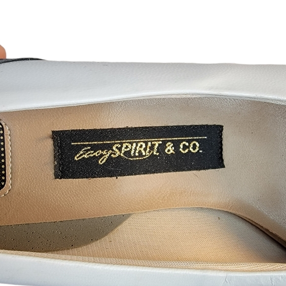 Easy Spirit Wingtip Kitten Vintage Made in USA Heels 193867 Women's Size 8 1/4 - Picture 7 of 14